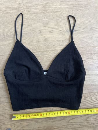 Schwarzes Crop Top Gr S , nie getragen