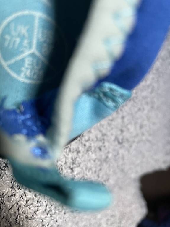 Schuhe für Jungen: Badeschuhe Gr. 24/25 – Gebraucht aus Zürich von kar_qn9r 2