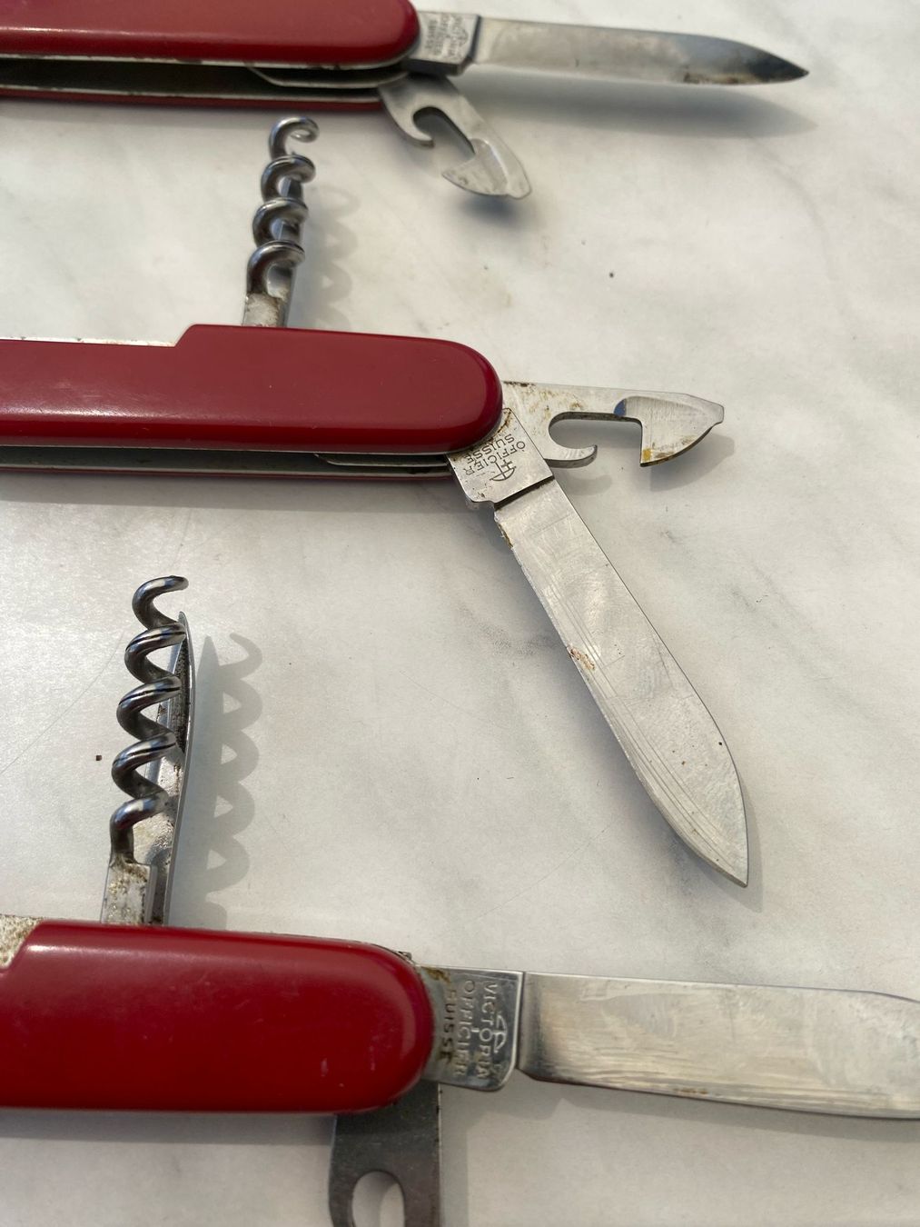 Victorinox Taschenmesser: 3x Original Victorinox Sackmesser – Gebraucht aus Walkringen von Levisticum 5