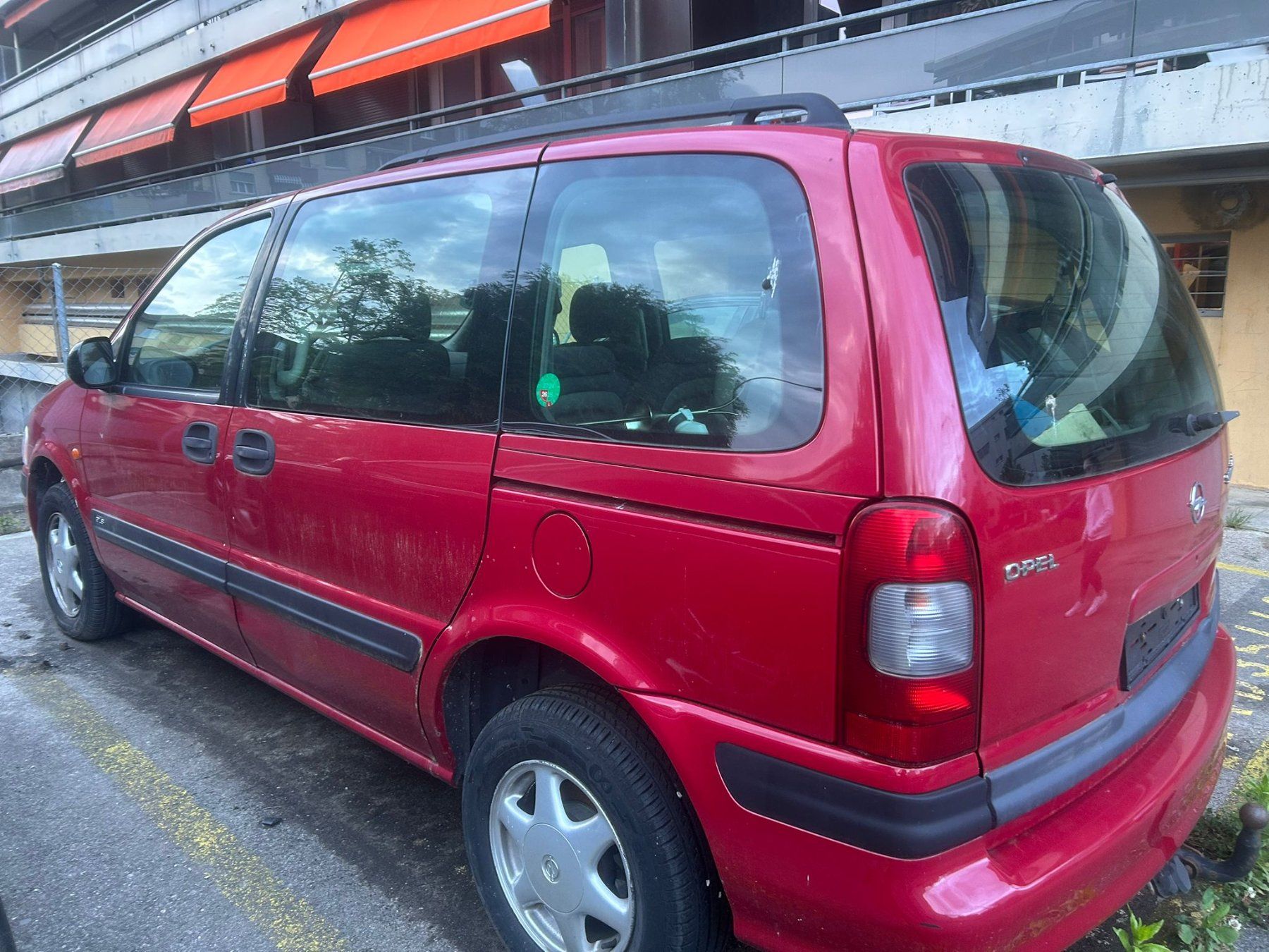 Opel Automobili: Opel Sintra 2.2 16V – Usato da Yverdon-les-Bains venduto da bra_8m6r 1
