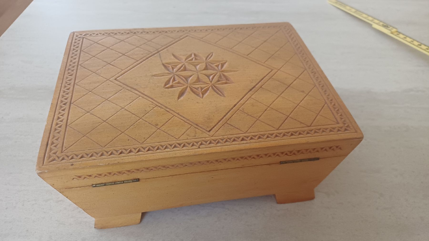 Coffres: Schöne Schatulle  – D'occasion à Flawil par Naphtali