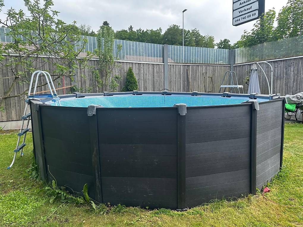 Piscine: Intex Pool Graphite Gray Panel 478 x 124 cm Rund – Usato da Dietikon venduto da MarcelBem 2