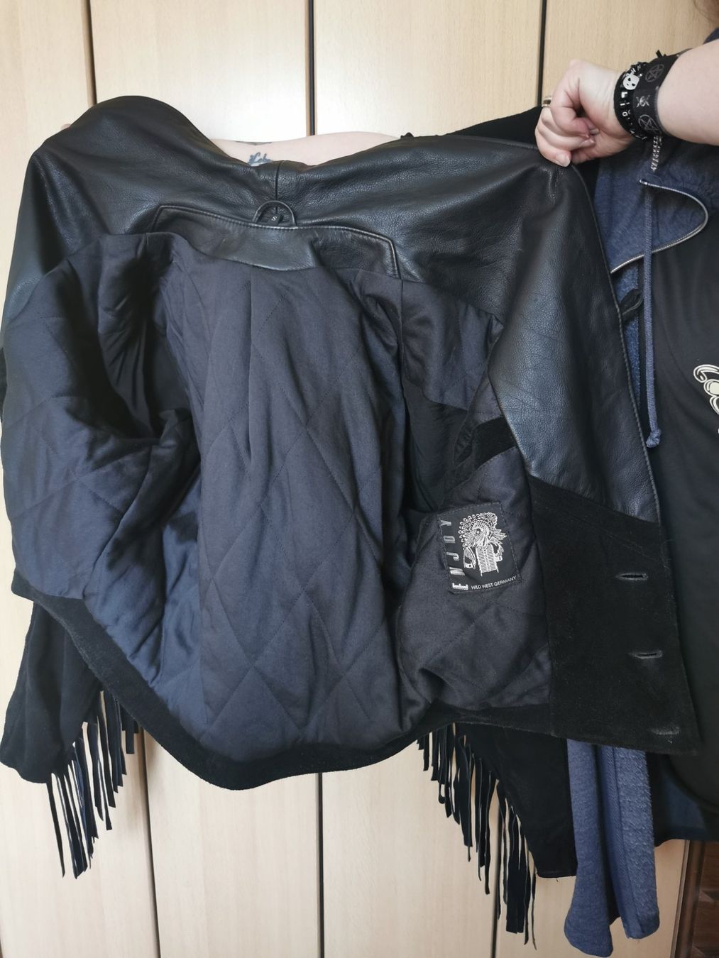 Giacche: Wild West Germany Fransenjacke Damen Gr.S – Usato da Winterthur venduto da Lonpos1 4