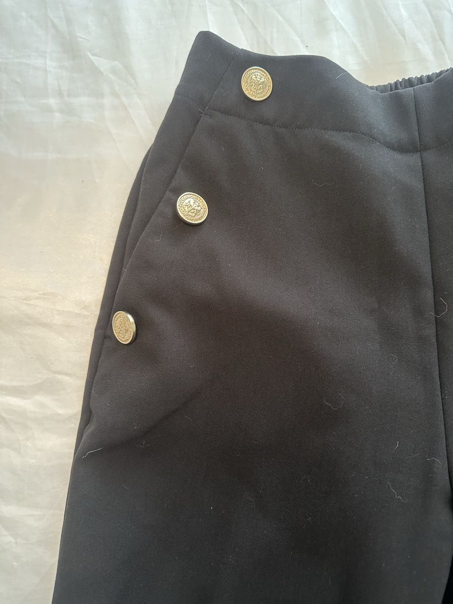 Pantaloni: Elegante schwarze Hose mit Knöpfen  – Nuovo (secondo la descrizione) da Kirchlindach venduto da laraaa.elinaaa 1