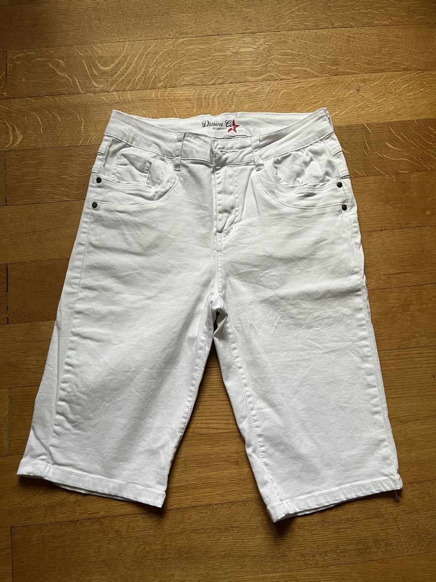 Jeans: kurze Jeans – Gebraucht aus Lustmühle von isa_g6kl