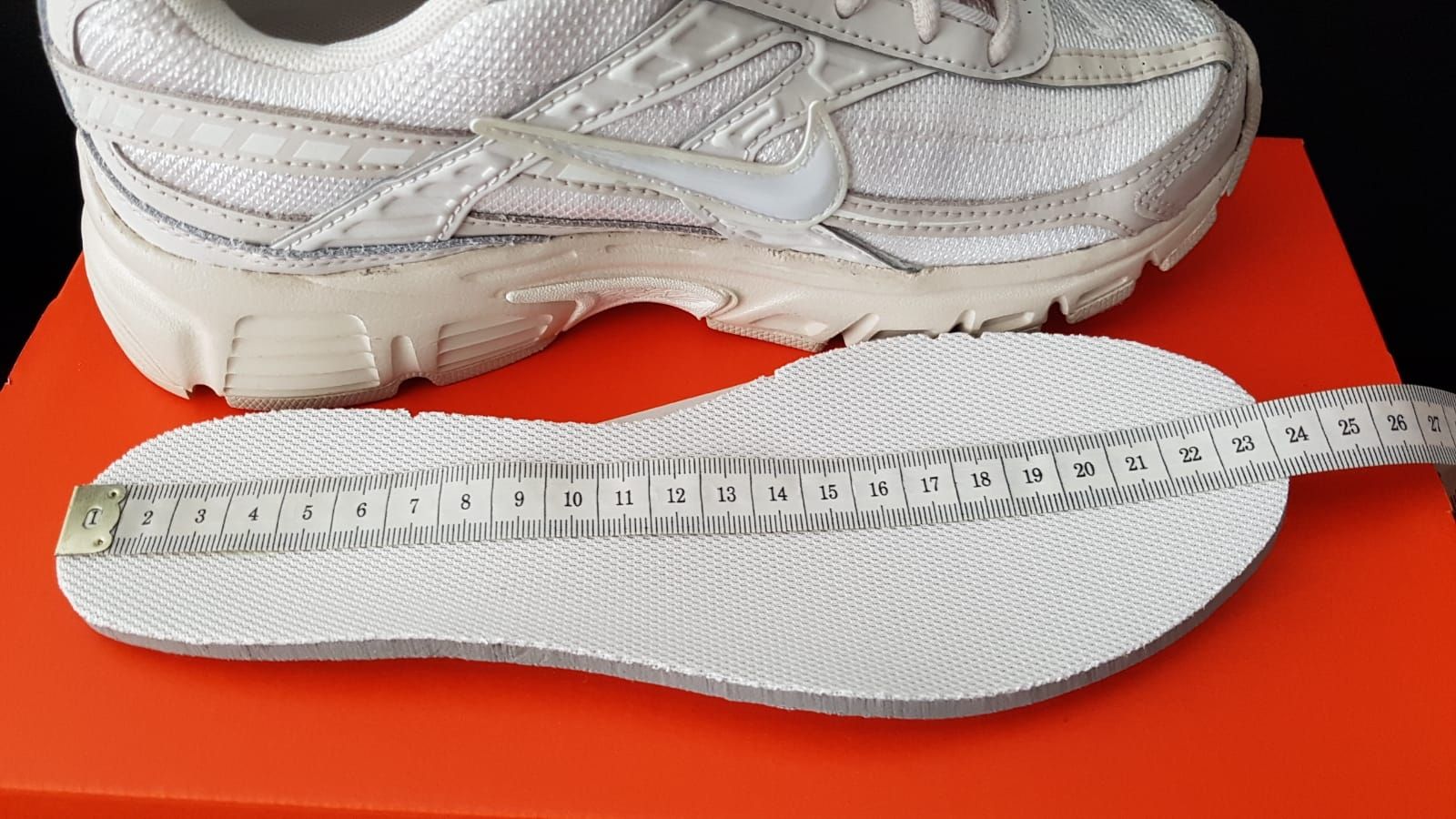 Nike Scarpe da uomo: Nike INITIATOR Gr.36,Leder-Stoff. – Nuovo e nell'imballaggio originale da Zürich venduto da ata_c8nh 6