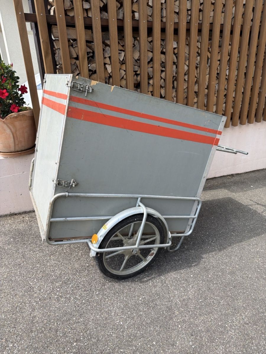 Anhänger: Remorque avec crochet pour vélo/vélomoteur/scooter – Gebraucht aus Bure von Bapp7 2