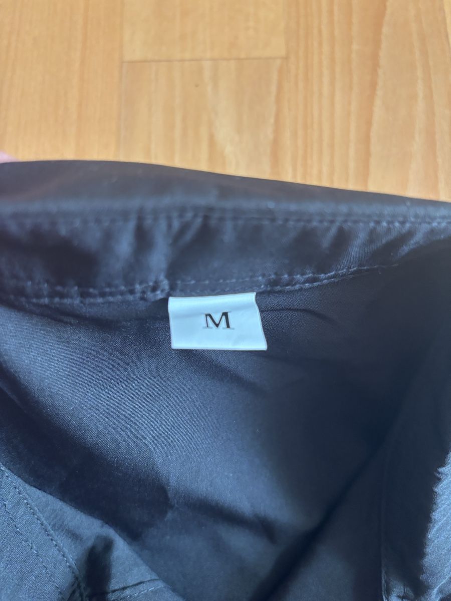 Hemden: Black Shirt  – Gebraucht aus Chexbres von doe_xns6 1