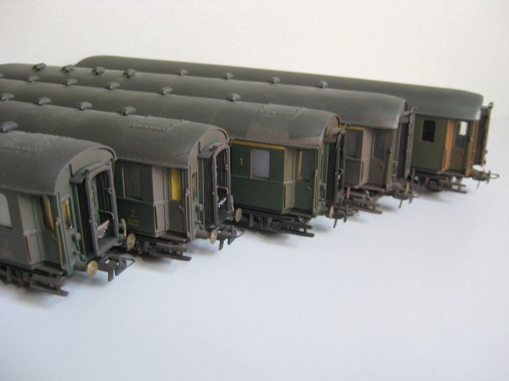 Metropolitan Modelleisenbahnen: Metrop 5 Wagen SBB UIC 2.Alter, 7090 A - E – Gebraucht aus Buchs ZH von swiss-train 5