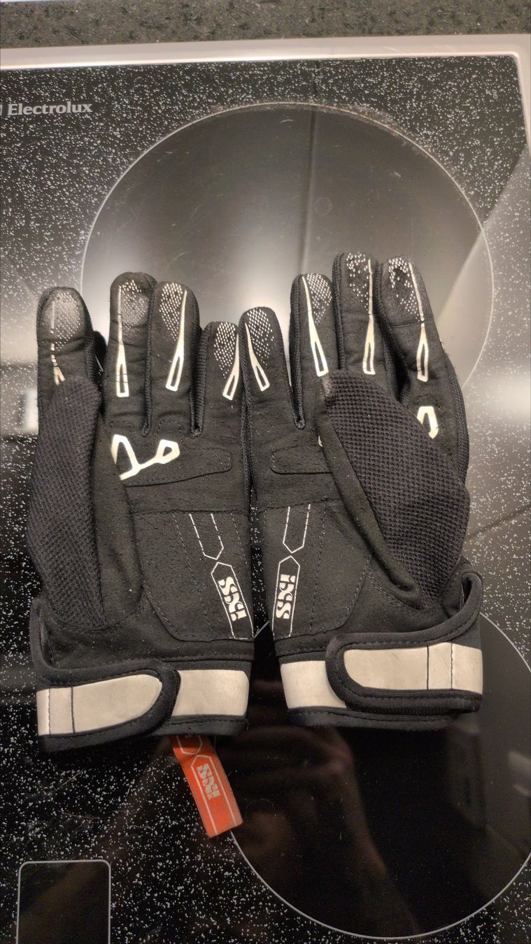 IXS Handschuhe & Handstulpen: ixs motorrad handschuhe supermoto – Gebraucht aus Kloten von SwissGuy95 1