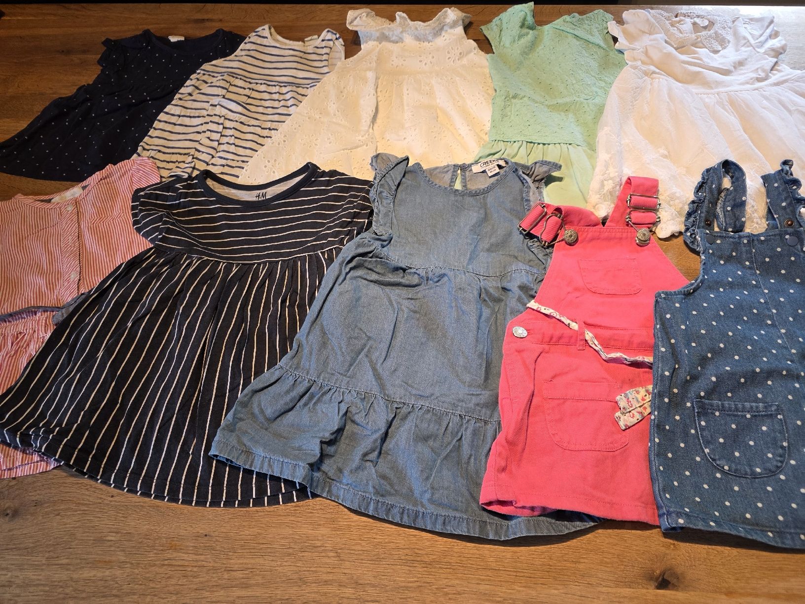Lotti & Set di vestiti: Kleiderpaket Mädchen Grösse 80 – Usato da Stoos SZ venduto da may_p9xx 3