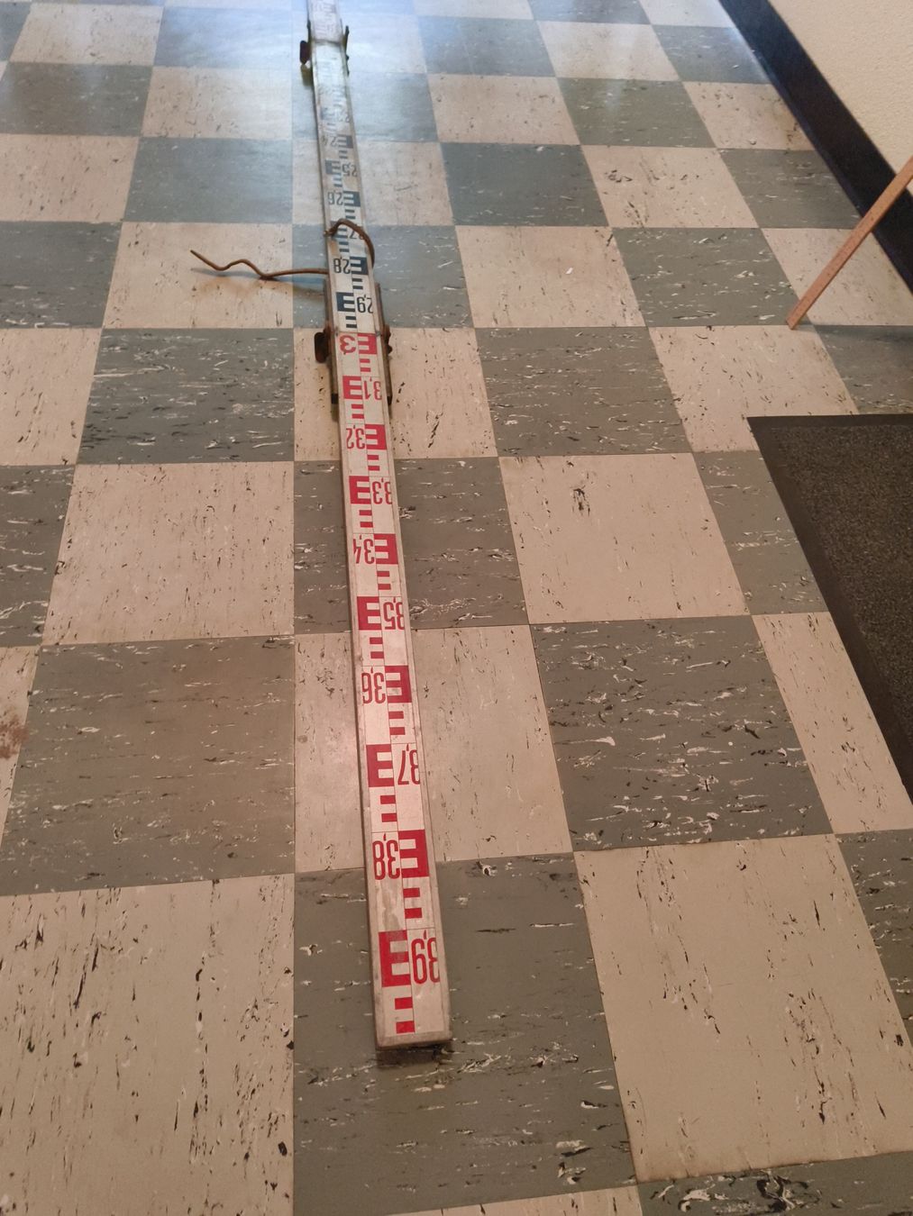 Tutti gli attrezzi: 4M Klappmeter Deko Bau Midcentury – Usato da stettlen venduto da VintageBern_ch 1