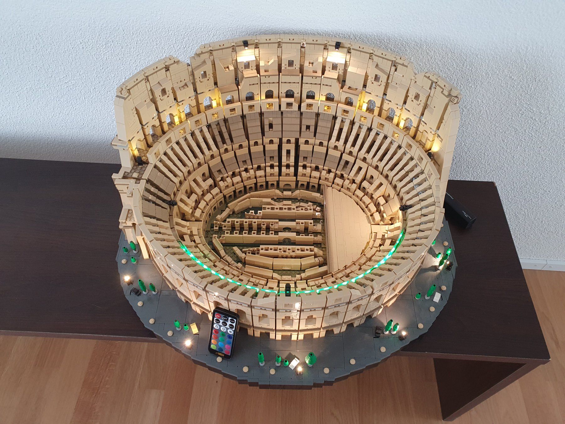 Lego Kit di costruzioni: LEGO CREATOR 10276 Kolosseum mit Licht – Nuovo (secondo la descrizione) da Wettingen venduto da __Dom__ 3