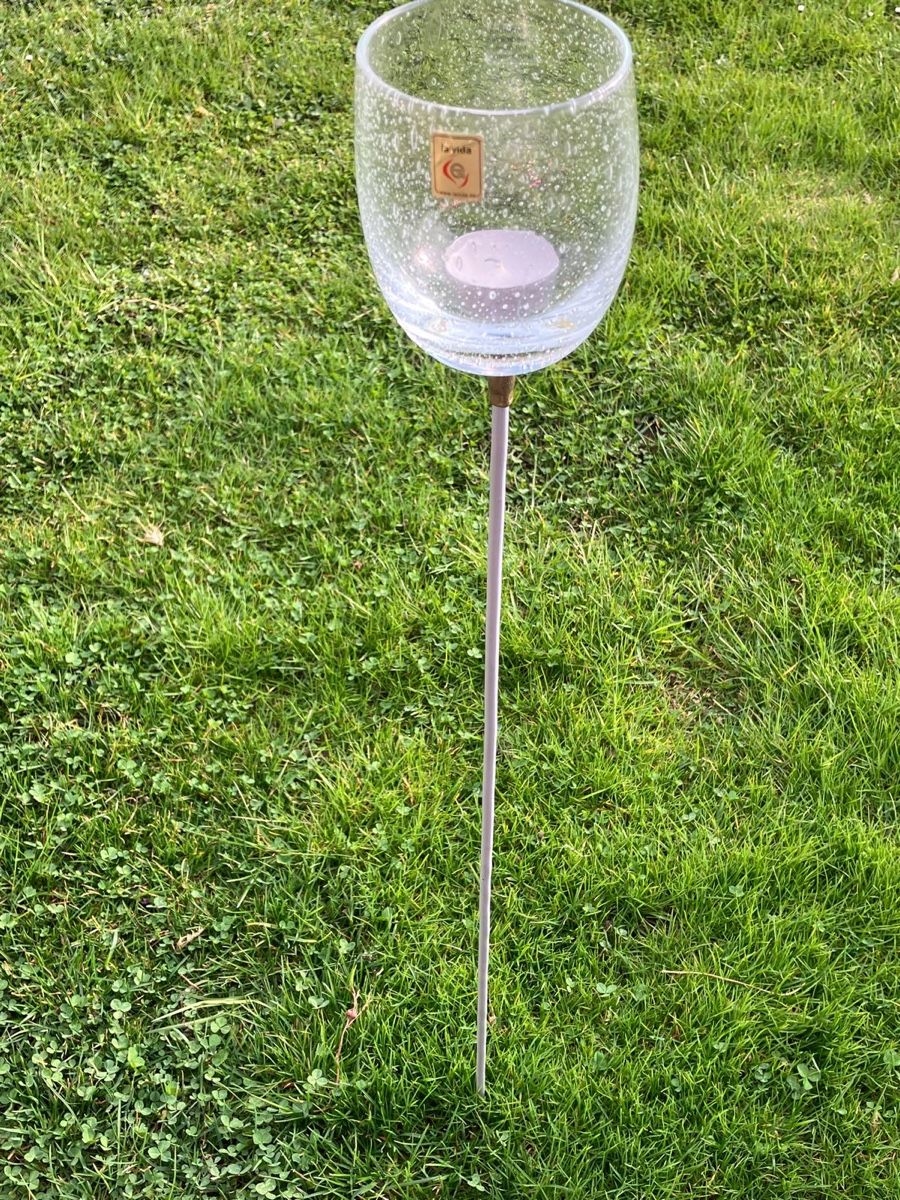 Tutte le decorazioni: Windlicht aus Glas am Stiel, Höche 90cm – Usato da Einsiedeln venduto da zue_82pm