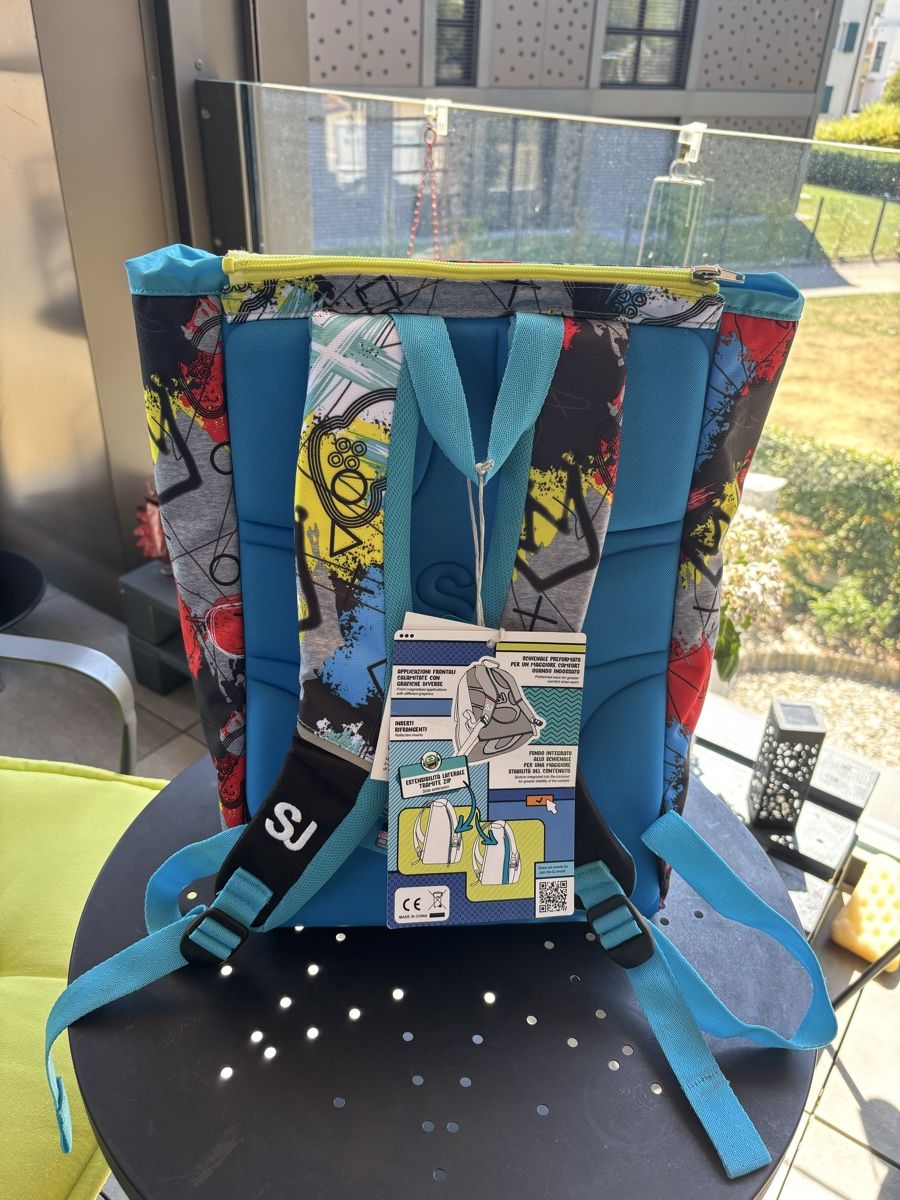 Sacs à dos: Rucksack mit LED-Beleuchtung neu – Neuf avec emballage d'origine à La Tour-de-Trême par ValGruyere 4