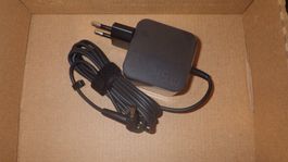 Asus AC Adapter 45W 19V 2.37A EU Plug (4PHI) 4mm x 1.35mm