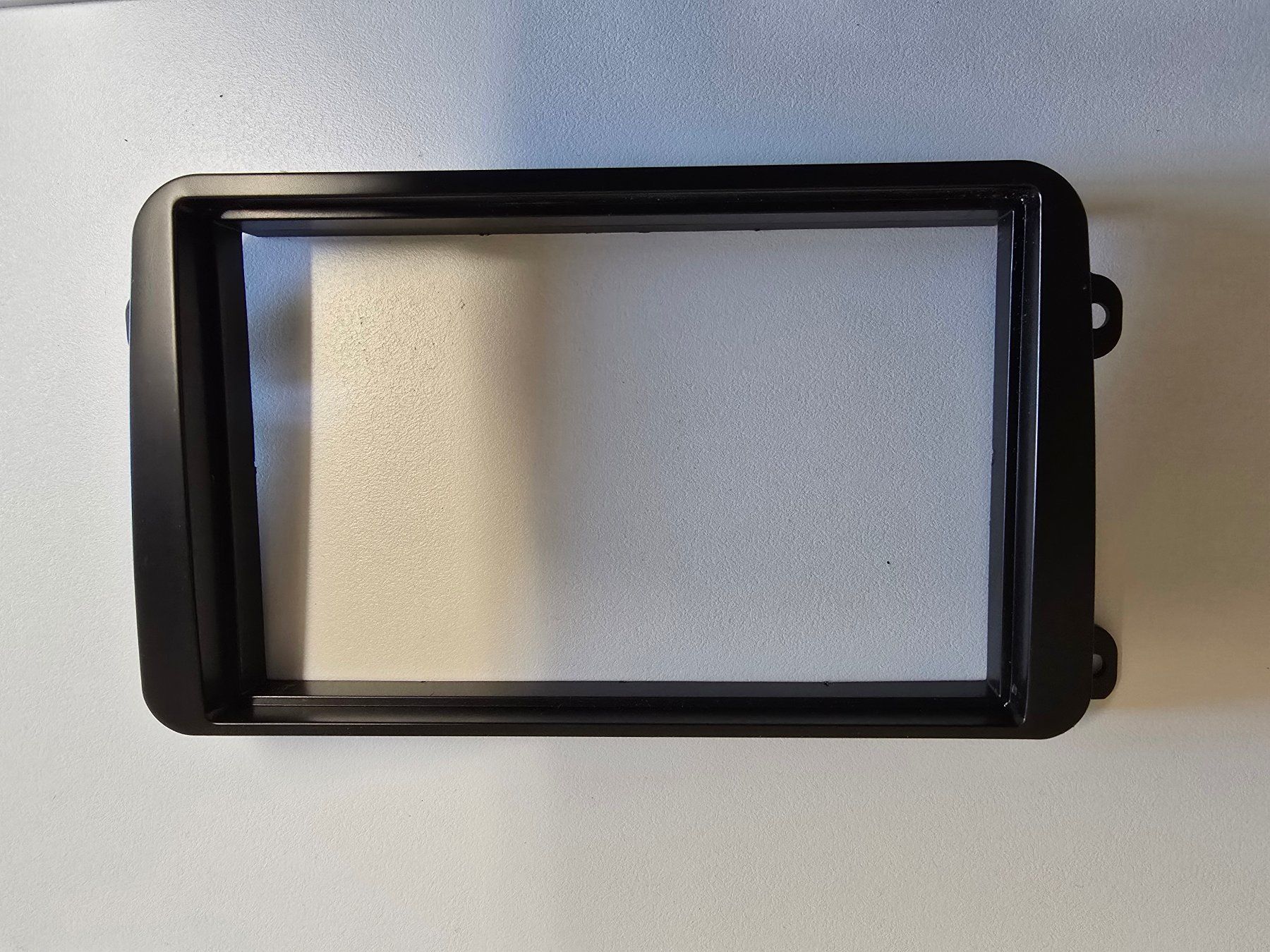 Radio: Autoradio Einbauset VW/Seat/Skoda – Nuovo (secondo la descrizione) da Zollikofen venduto da Forest_Corner_40