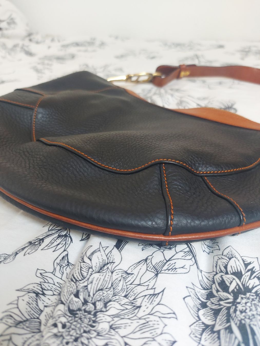 Aigner Borse da donna: Sac à main Aigner en cuir – Nuovo (secondo la descrizione) da Lausanne venduto da Super-cerise 2