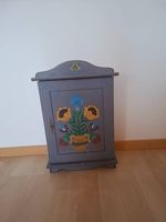 Apothekerschränkli bemalt