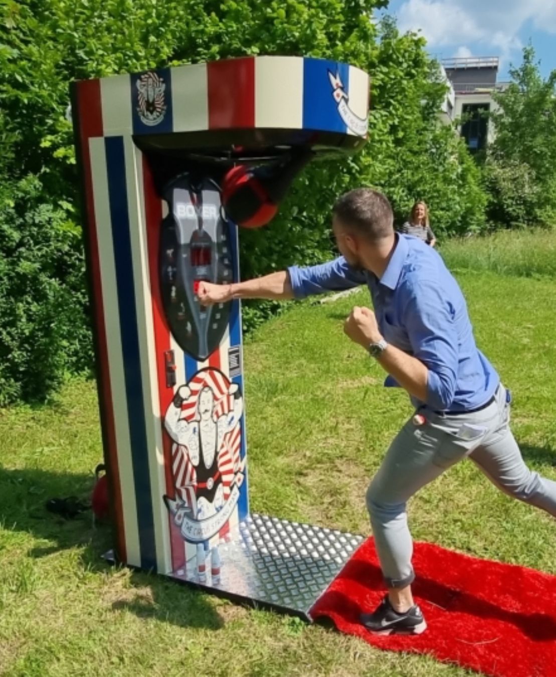 Slot Machine: Boxautomat, Boxer, Boxmaschine – Usato da Oberhasli venduto da pinballer 3