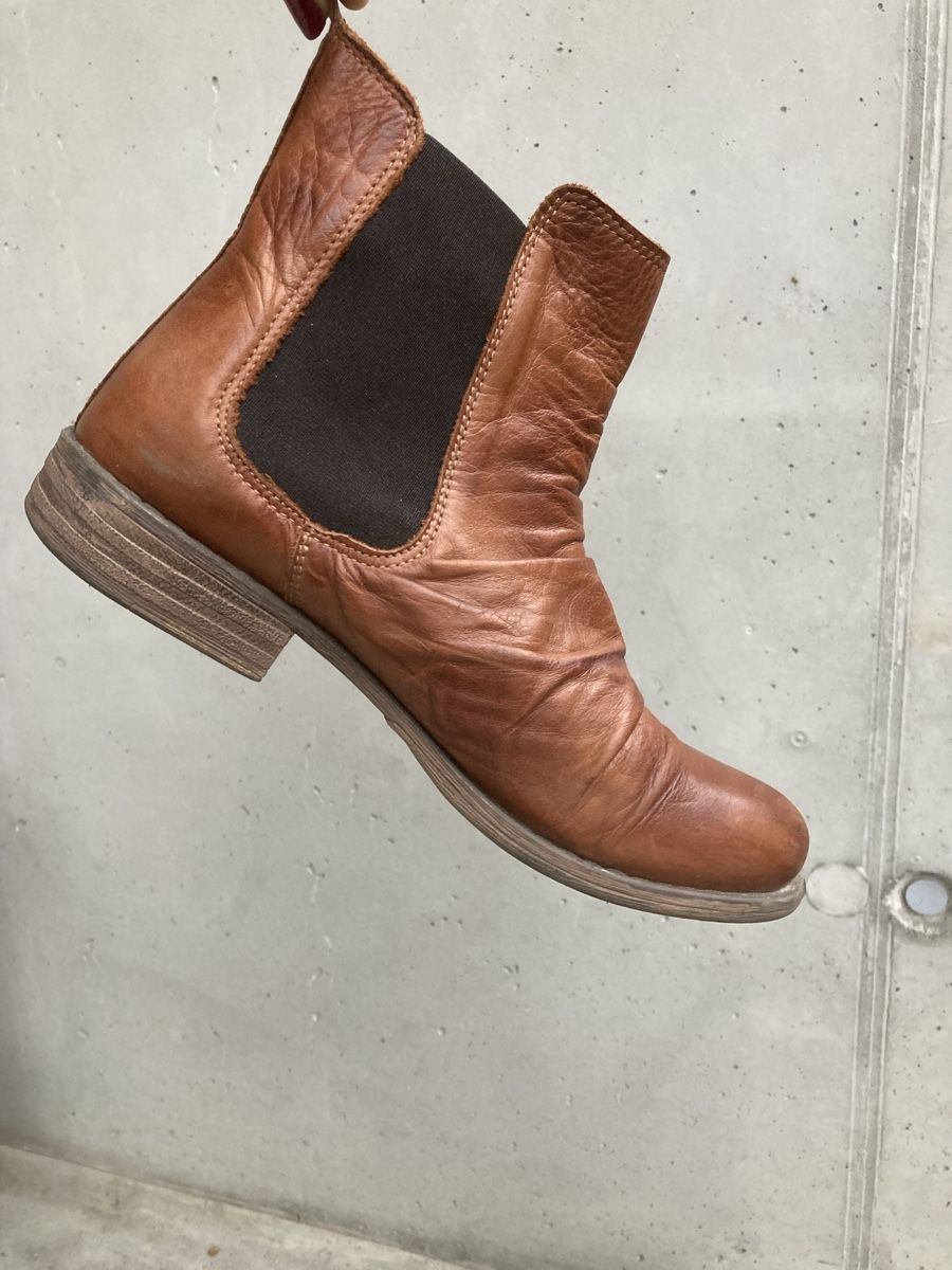 Chaussures femmes: Braune Chelsea Boots – D'occasion à Ittigen par len_q8qw 1