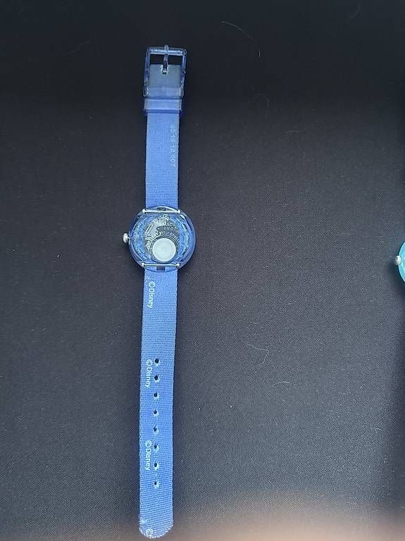 Orologi: Flik Flak Frozen Uhr – Usato da Benglen venduto da Ninenina35 1
