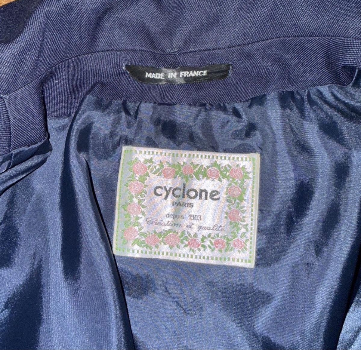 Cappotti: Cylone Navy Blue Trench Coat – Usato da Zürich venduto da sunitaf 2