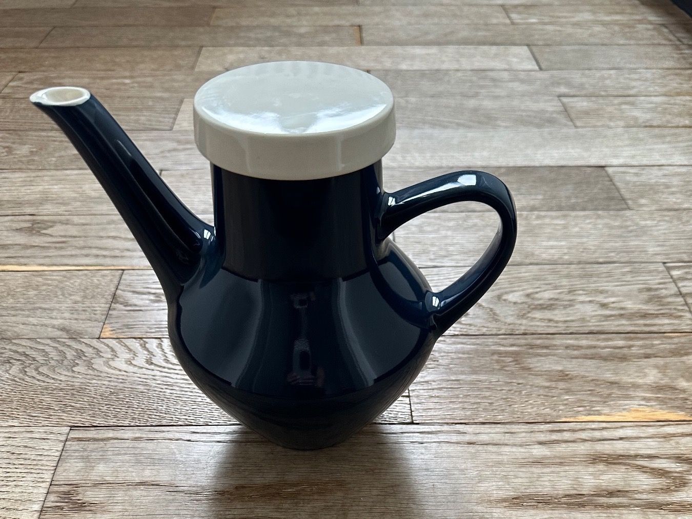 Melitta Macchine per caffè & Macchine per espresso: Kaffeekanne Melitta 70er Jahre – Usato da Luzern venduto da Mamutpe