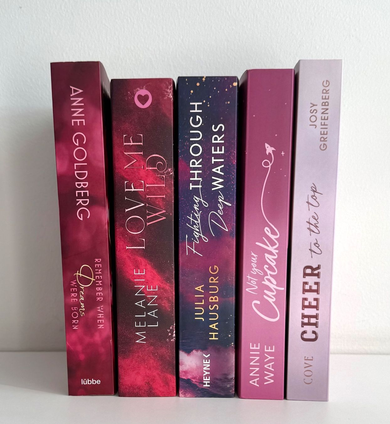 Libri: 5 Romane /Bücherset rot / div. Autoren – Usato da Eichberg venduto da Lolapop18