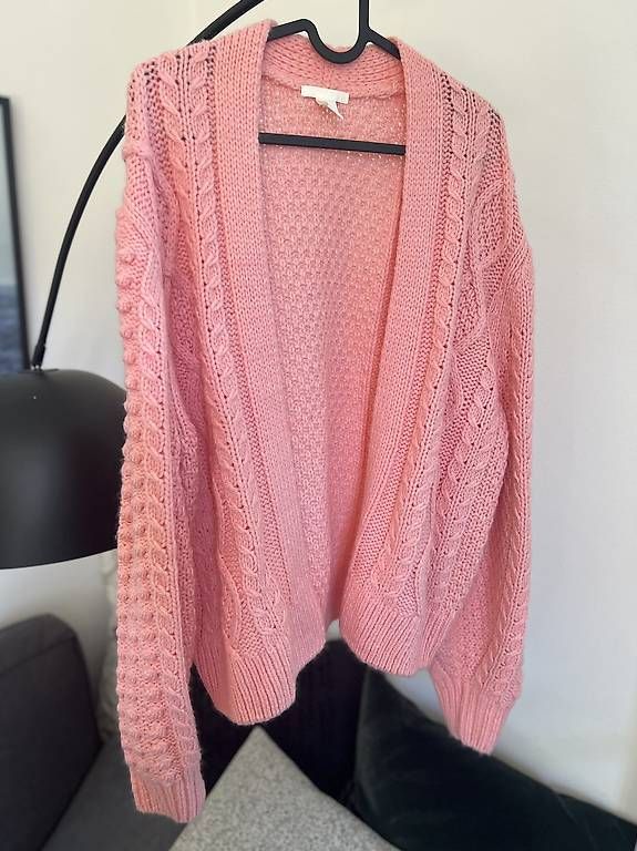 Giacche: Strickjacke pink Gr. S M – Usato da Zürich venduto da Jullaa