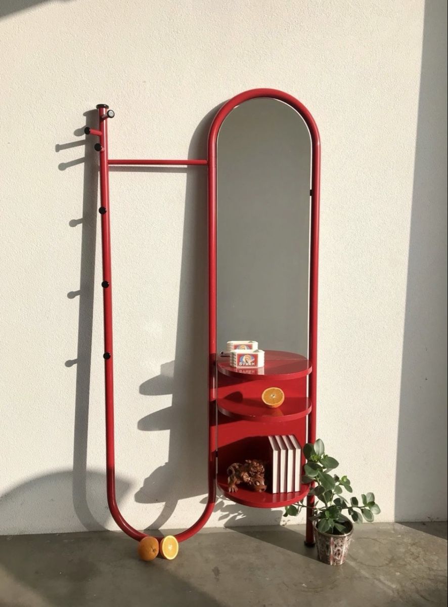 Guardaroba: Schönbuch Garderobe, Space Age, rot – Usato da Zürich venduto da tihun