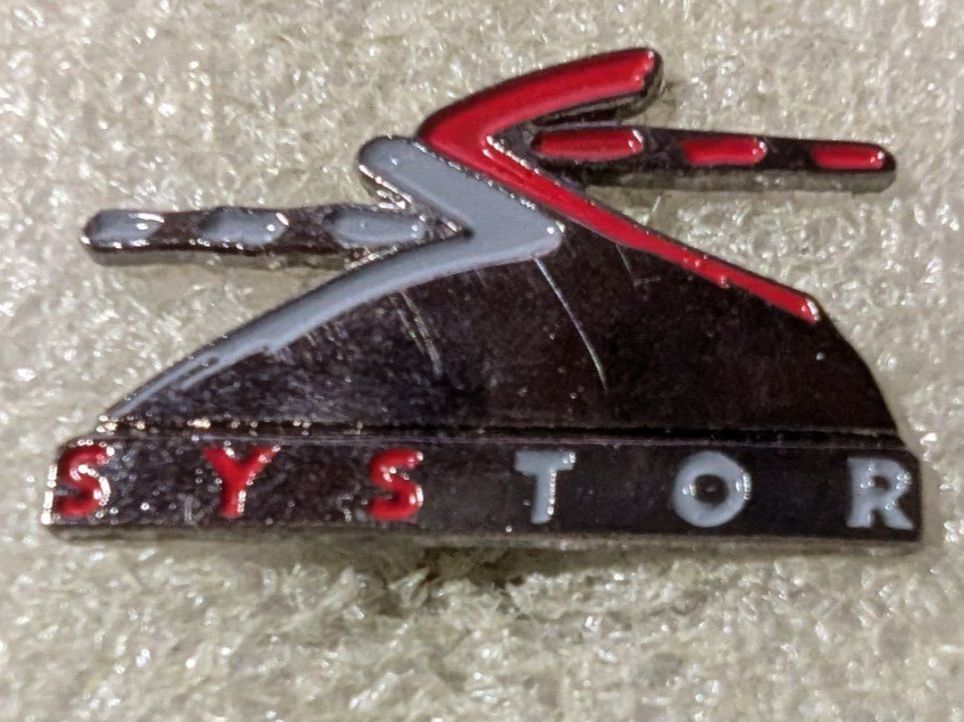 Placchette & Badge: Ansteckpin 205: Systor – Usato da Oppligen venduto da Pin-Fall-Shop