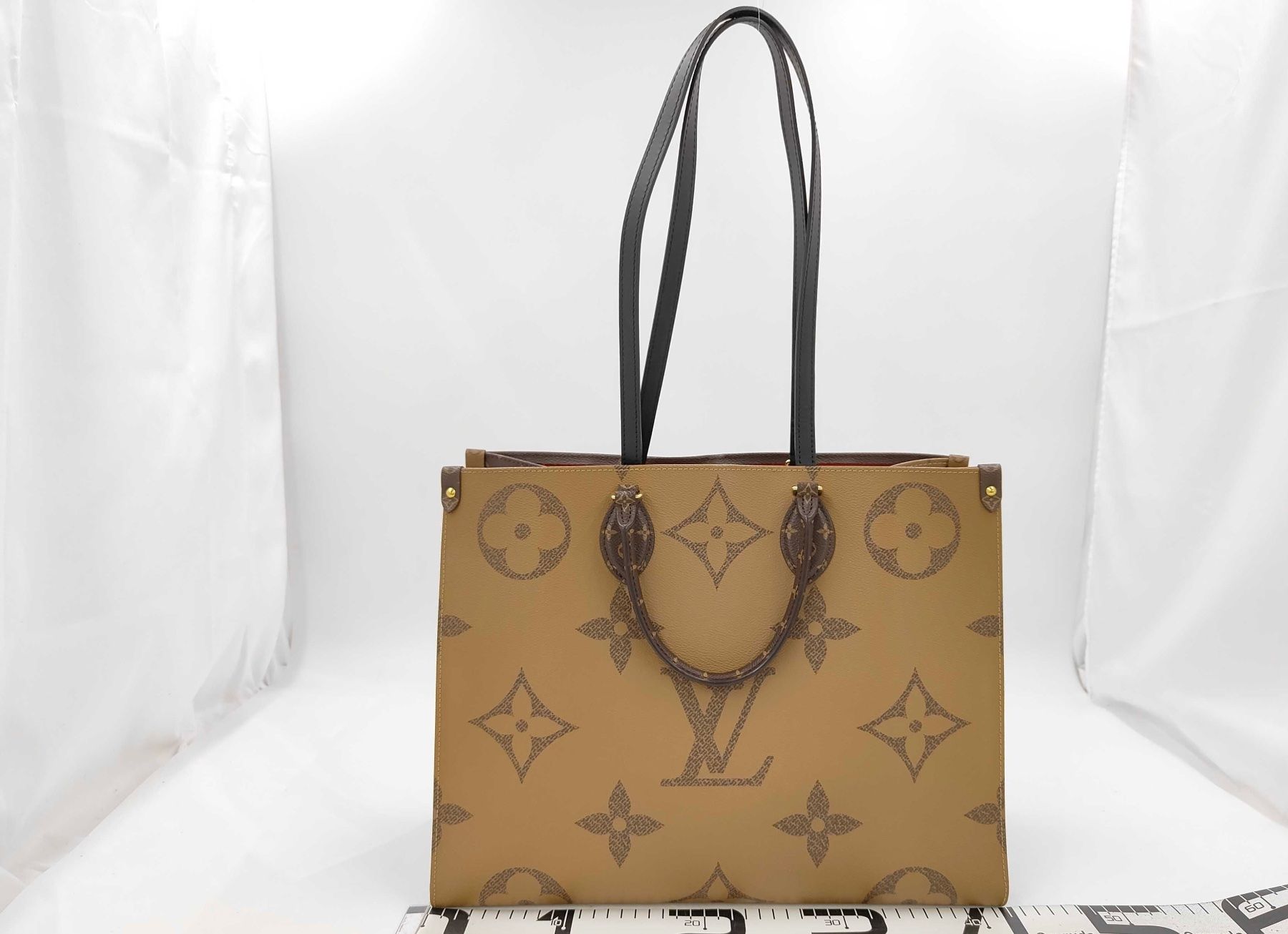 Louis Vuitton Borse da donna: Louis Vuitton OnTheGo GM Giant Monogram Reverse – Nuovo (secondo la descrizione) da St. Gallen venduto da Love_Luxury 1
