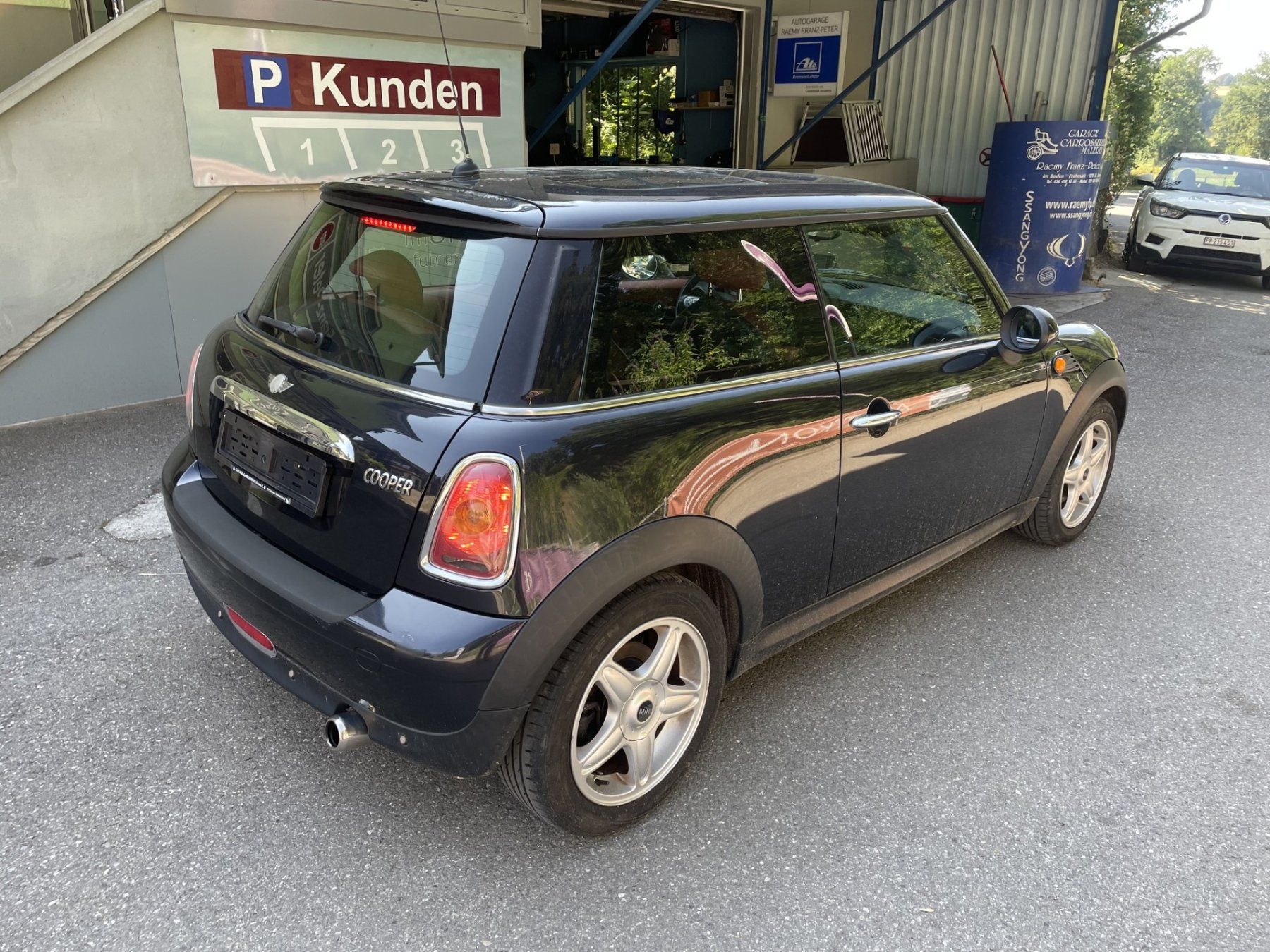 Mini Autos: Mini Cooper mit Sonnendach – Gebraucht aus St. Ursen von michelle027 2