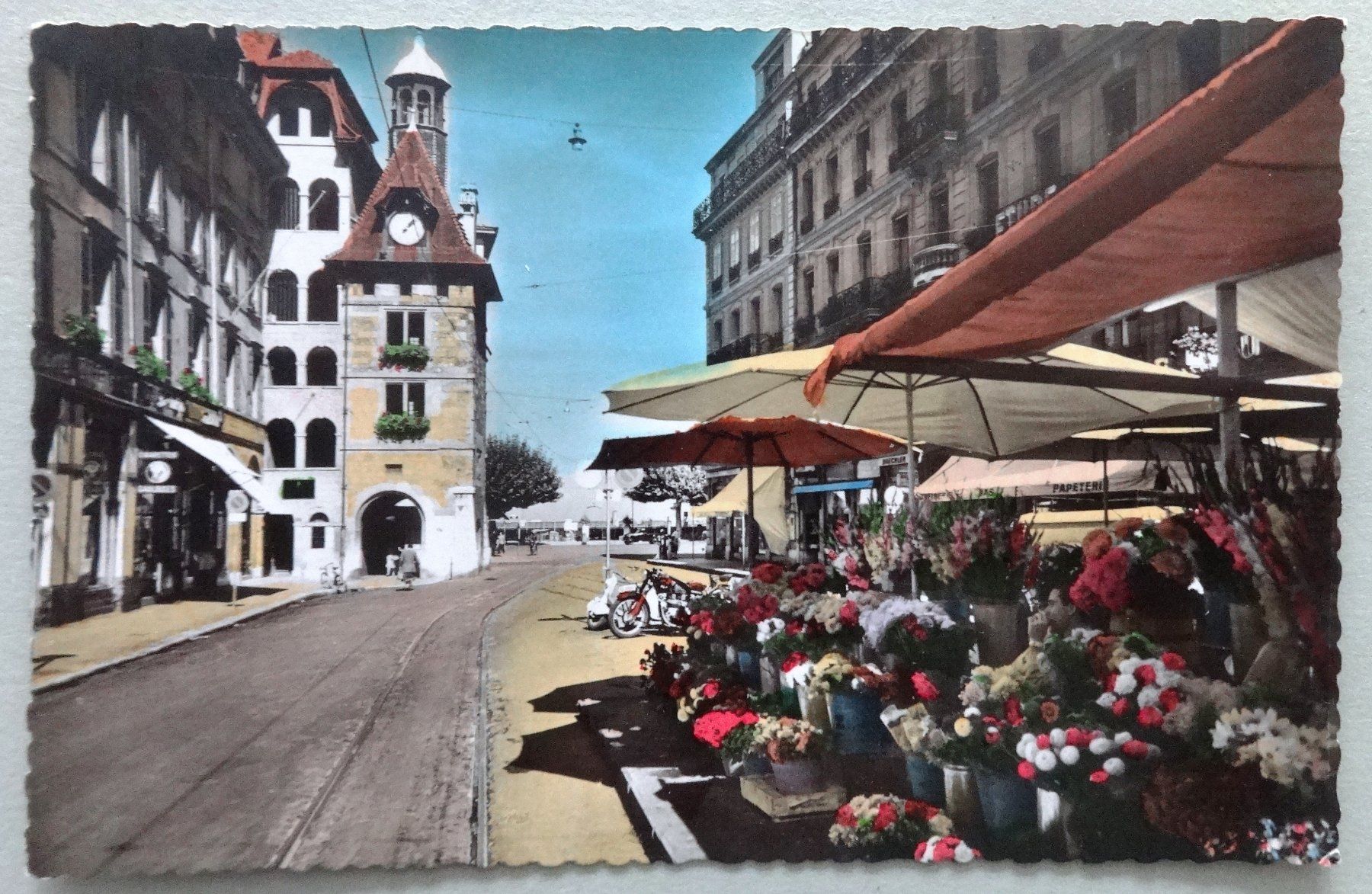 Ansichtskarten: Genève - Le marché aux fleurs du Molard – Gebraucht aus Fétigny von Billy2miny