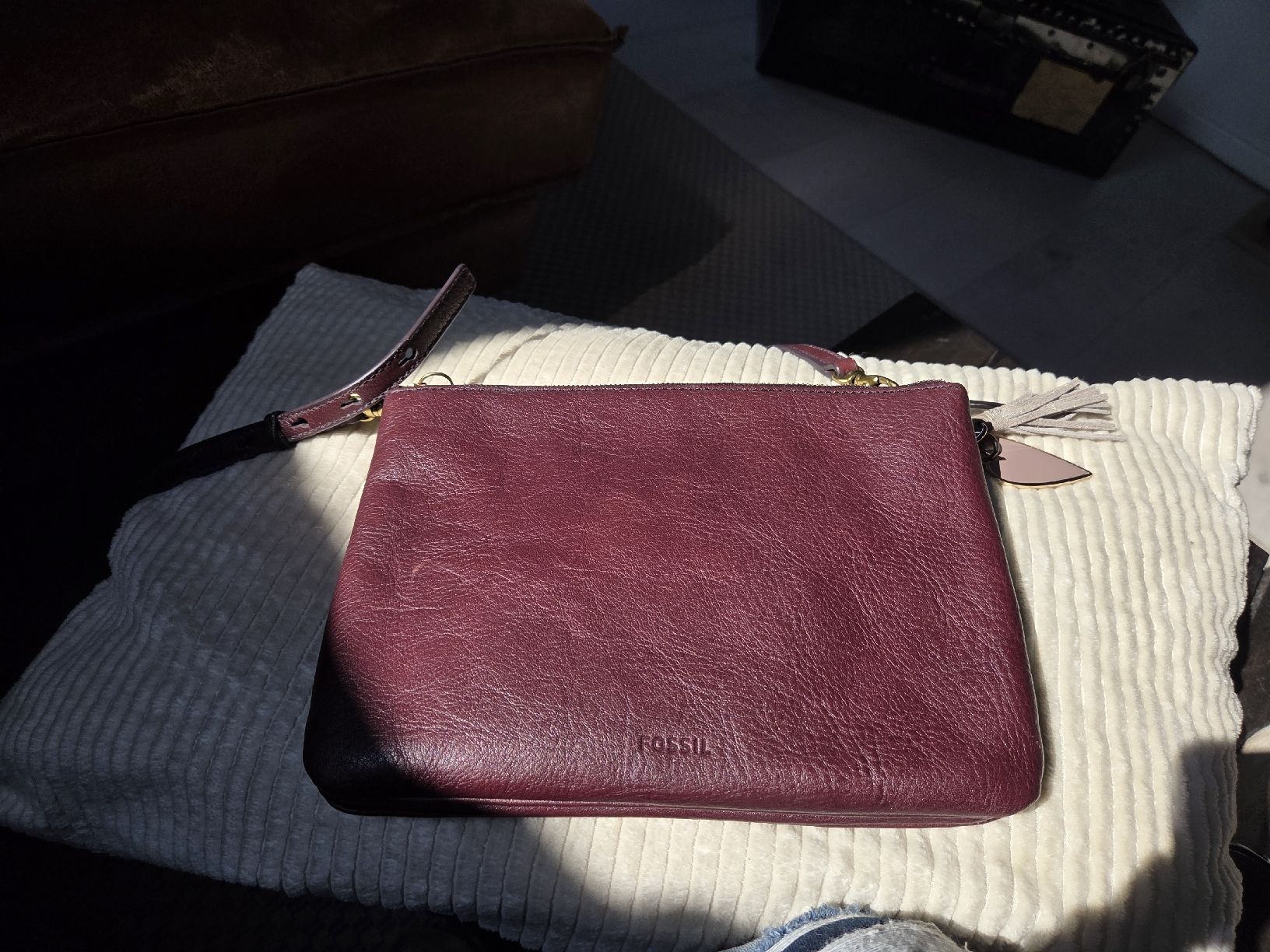 Fossil Borse da donna: Fossil Umhängetasche / Clutch Bordeaux – Usato da Grosshöchstetten venduto da Dirue 1