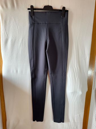Schwarze Hose von H&M Gr. S