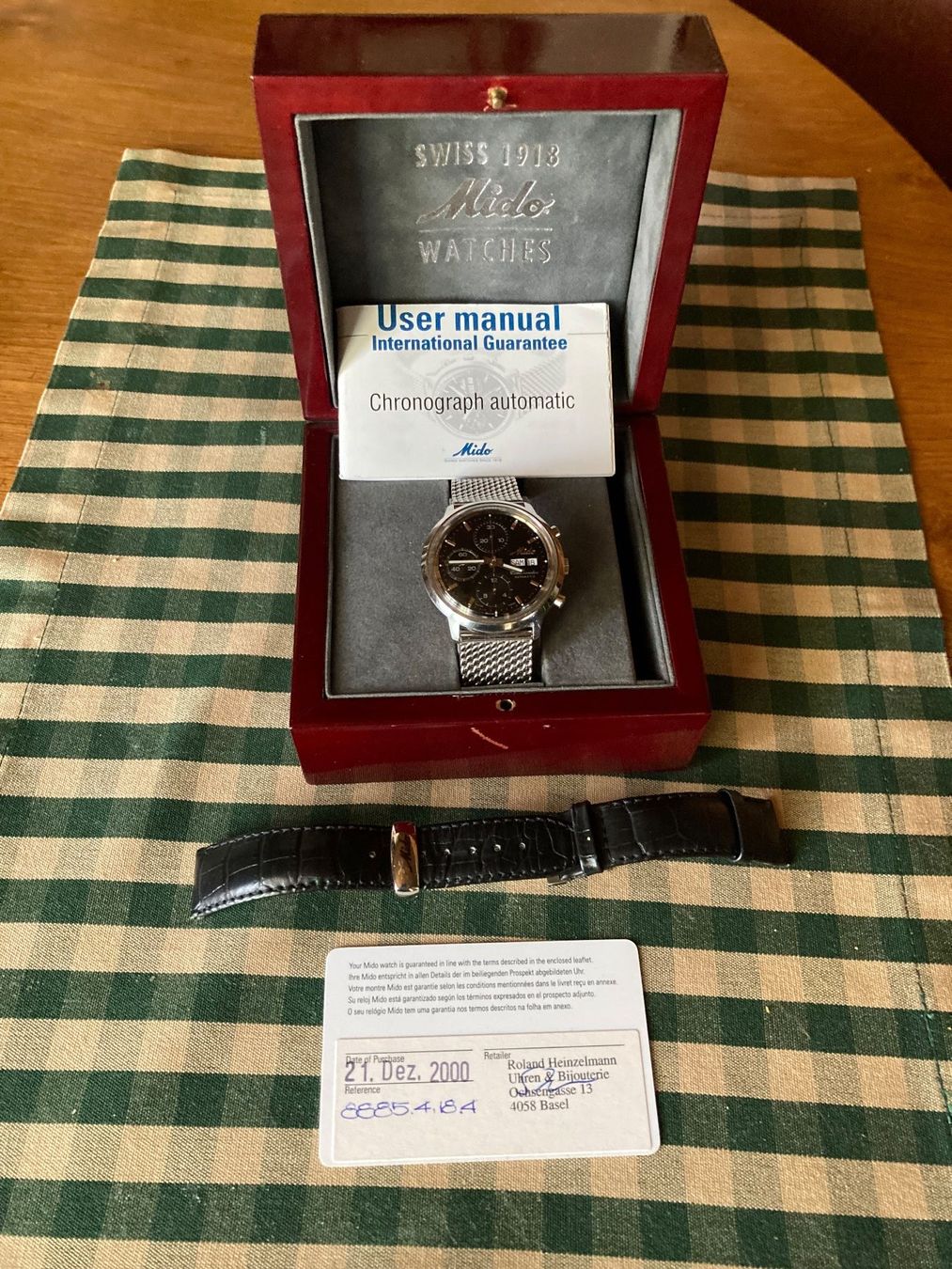 Mido Montres: Mido Chronograph mit Tag und Datum – D'occasion à Allschwil par Urukhund