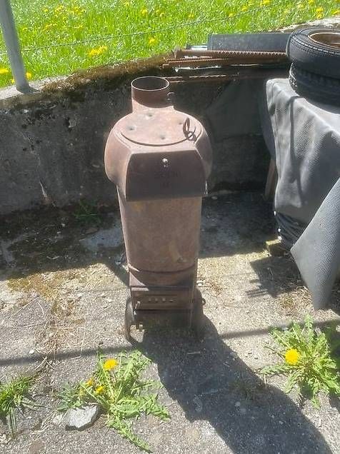 Altri mobili d'antiquariato: Kanonenrohrofen  schweres Modell  Top Zustand  – Usato da Lungern venduto da Bench.100
