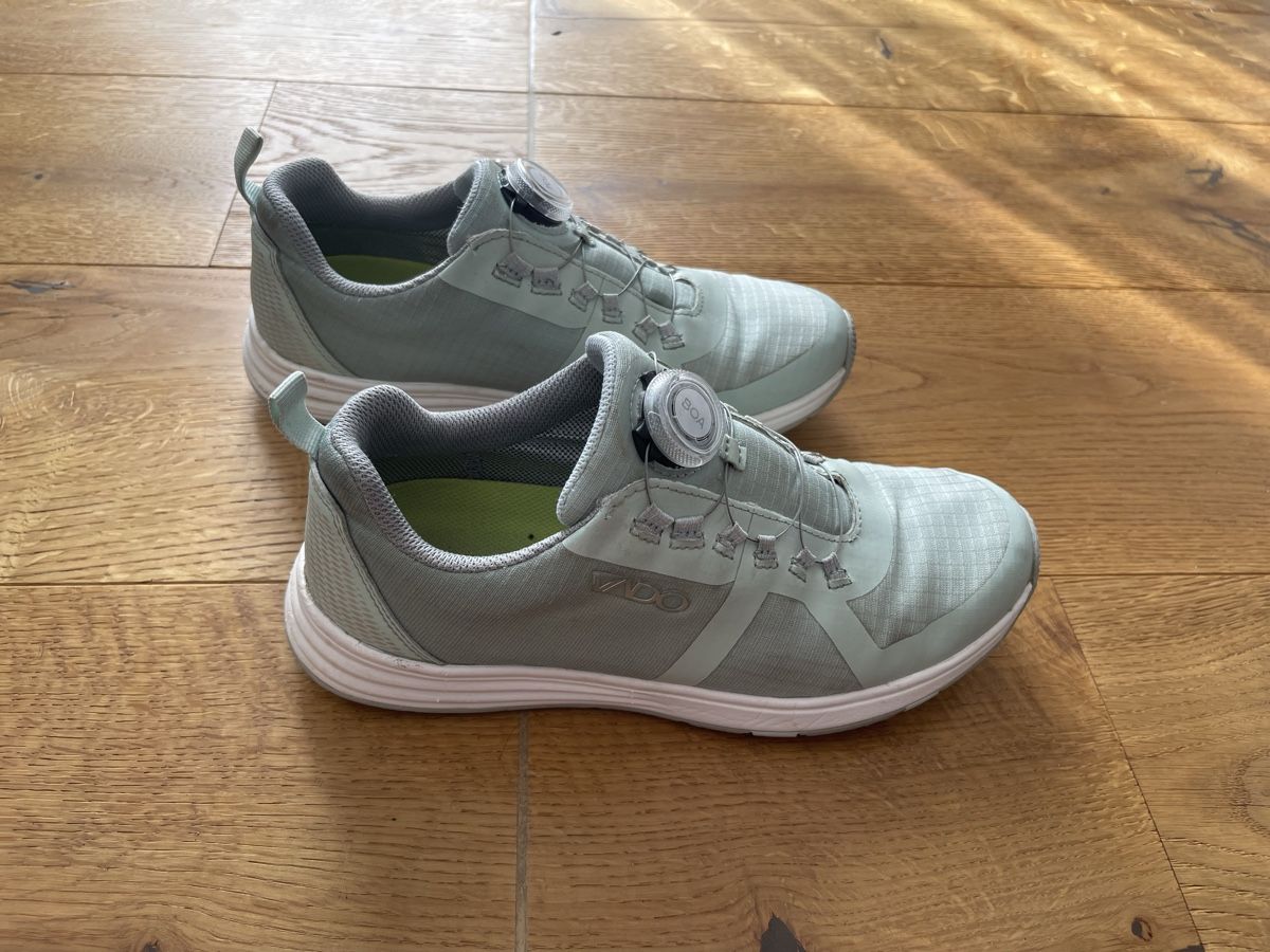 Scarpe per ragazze: Wasserdichter Sneaker von Vado – Usato da Gerlikon venduto da Ensanada 1