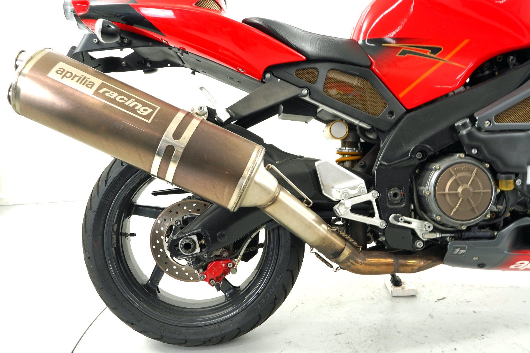 Aprilia Strada: Aprilia RSV 1000 – Usato da Winterthur venduto da MCW 6