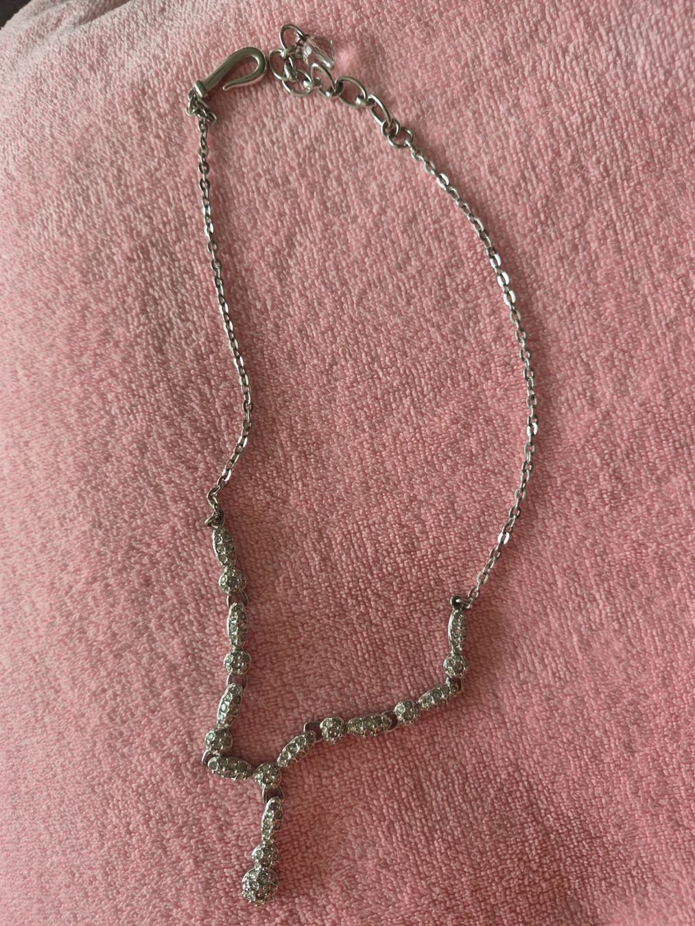 Swarovski Catenine: Swarovski Kette mit Steinen gute Zustand – Nuovo (secondo la descrizione) da Zürich venduto da osa_8phv 1