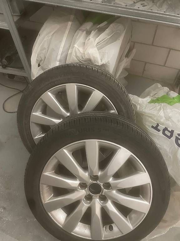 Pneumatici & Ruote complete: Sommer Pneu mit Felge – Usato da Rapperswil SG venduto da Golf85 1