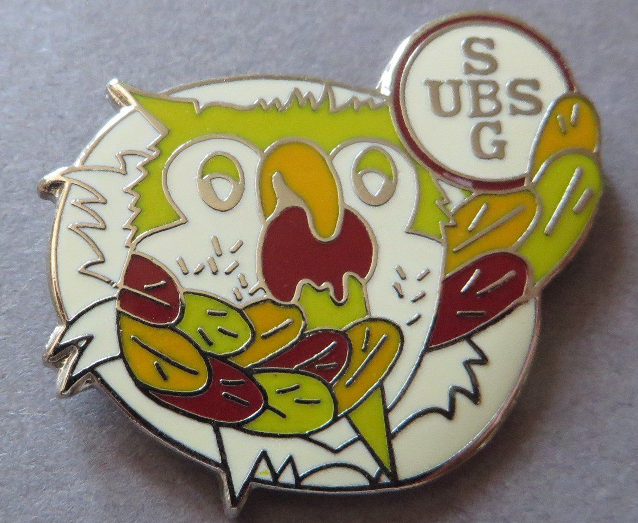 UBS Placchette & Badge: PIN, SBG UBS EULE, SCHWEIZER BANK GESELLSCHAFT – Usato da Neuhausen venduto da luckimucki