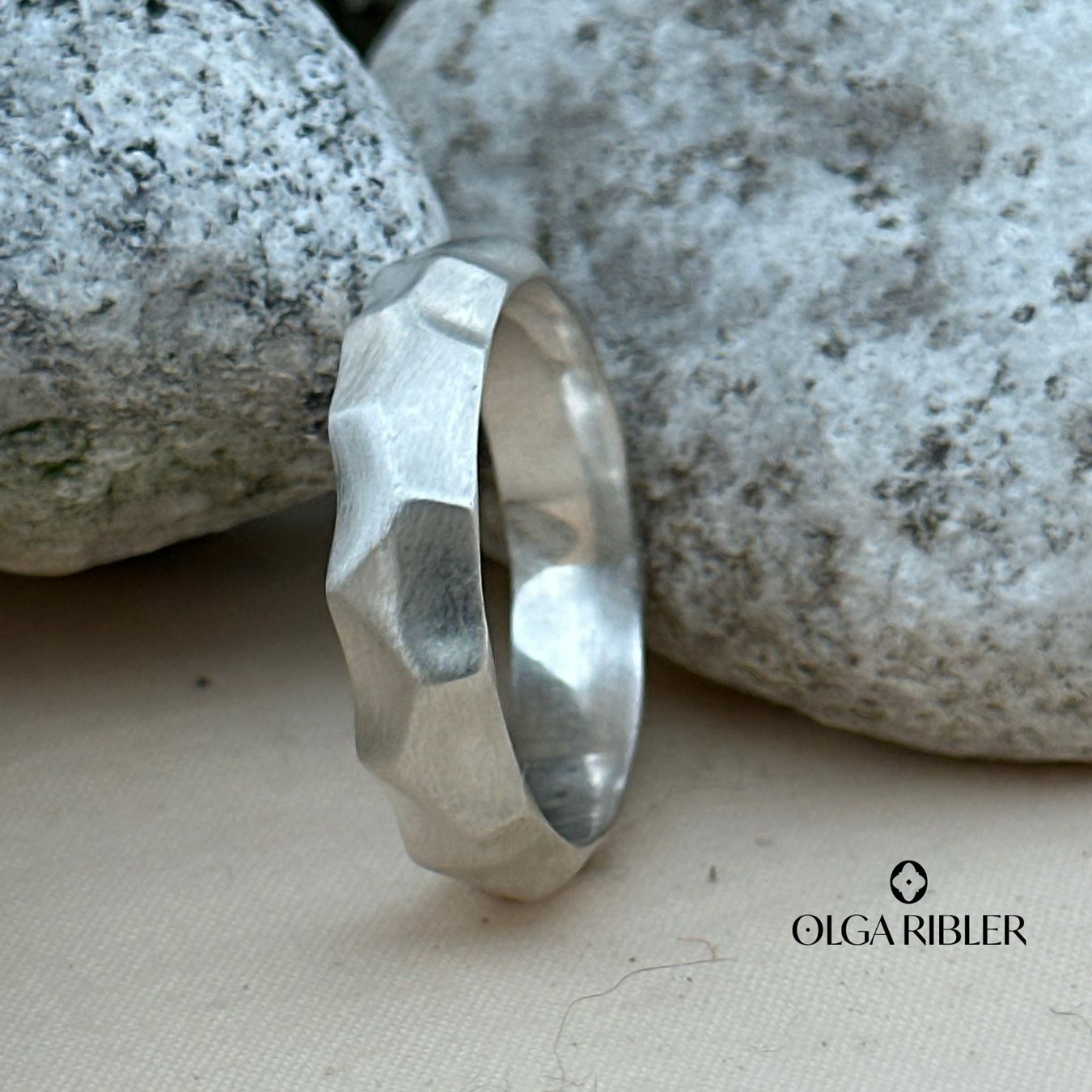 Olga Ribler Bagues: Silber Ring 925 matt  Grösse 59 – Neuf (Voir description) à Luzern par Schmuckoutlet 1