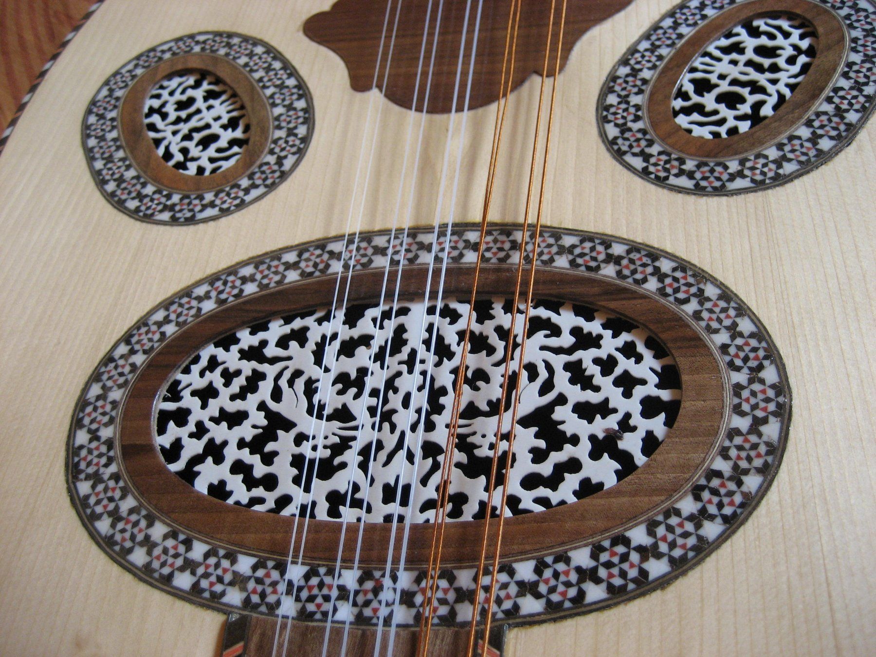 Musikinstrumente: OUD – Gebraucht aus Cadenazzo von Clarico 6