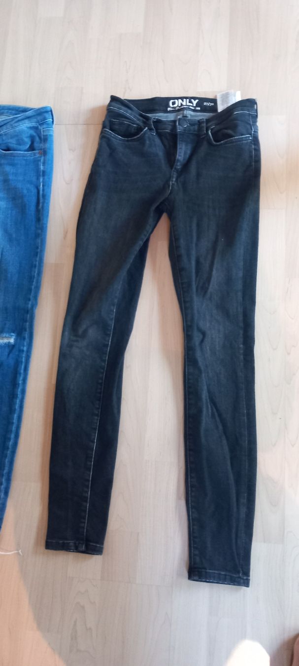 Jeans: Jeanspaket Gr. 36 (27) – Usato da Rebstein venduto da bestforyou 1