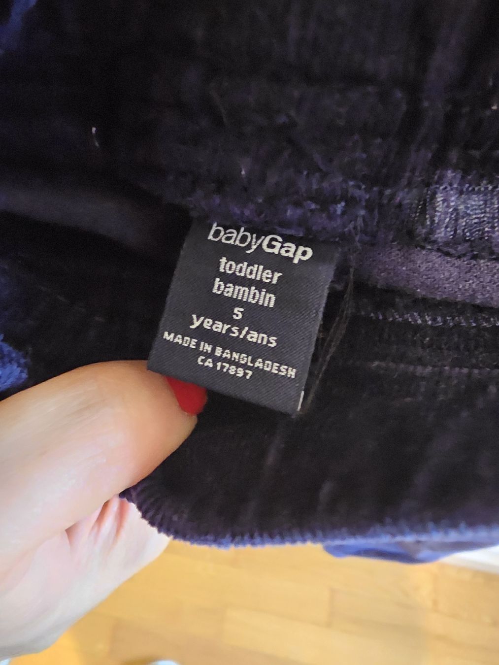 Gap Pantaloni: Gap Pull on velvet trousers – Usato da Cologny venduto da Selin34 2