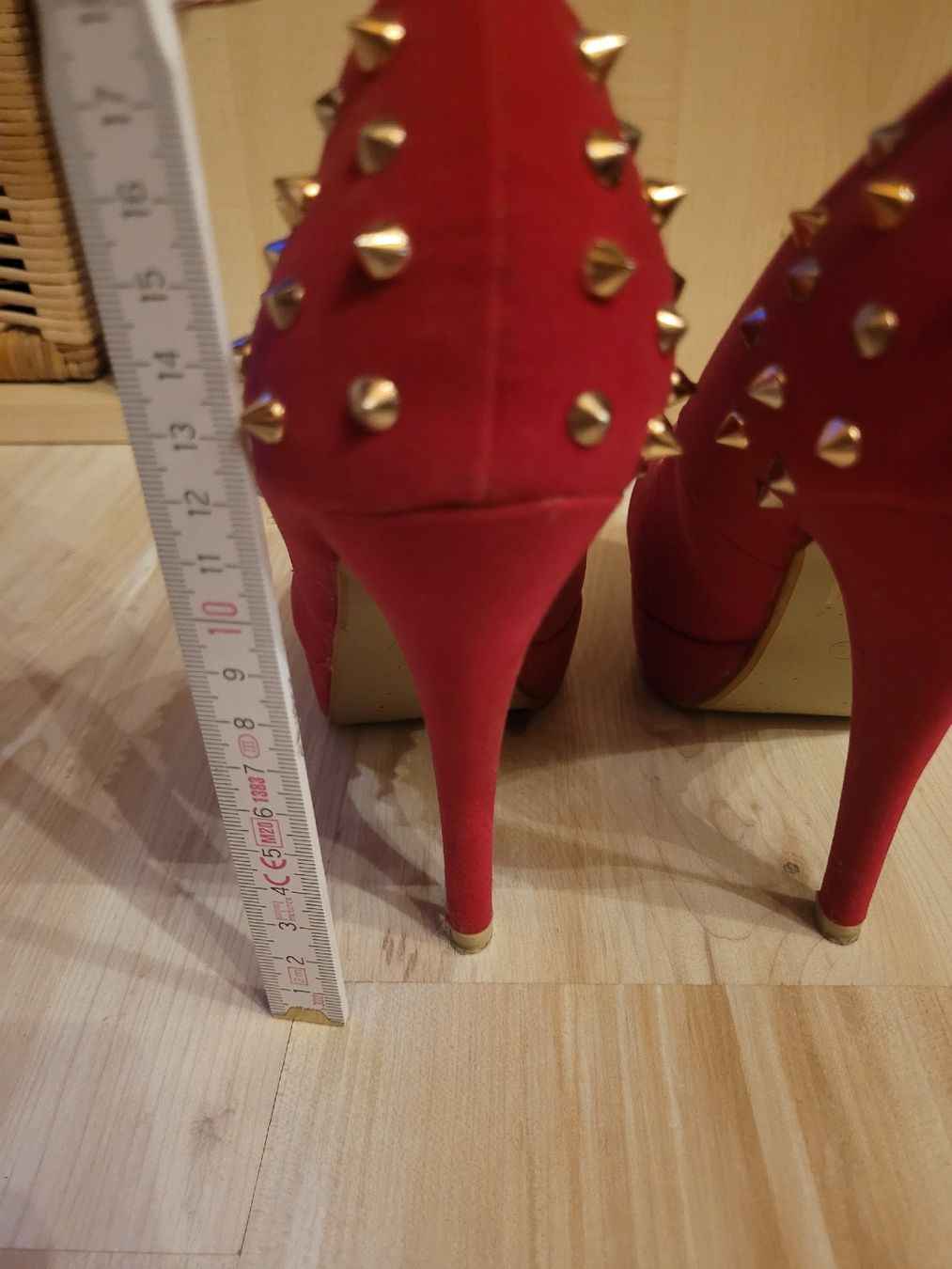 Scarpe da donna: high heel – Usato da Ebikon venduto da miguuu19 2