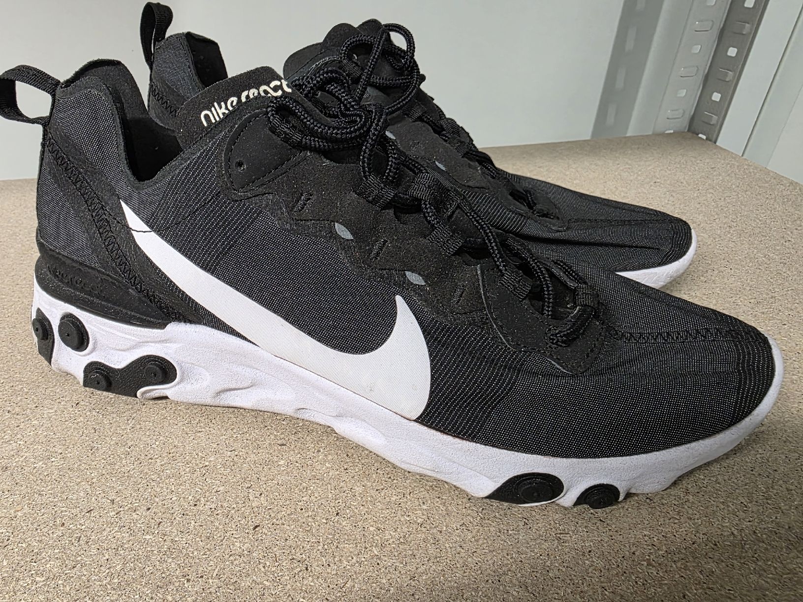 Nike Herrenschuhe: Nike Sneaker React schwarz weiss Grösse 42.5 top – Gebraucht aus Reinach BL von bru_qpv2 1
